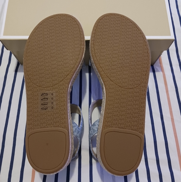 Michael Kors Richie Espadrilles Sandals - Picture 5 of 12